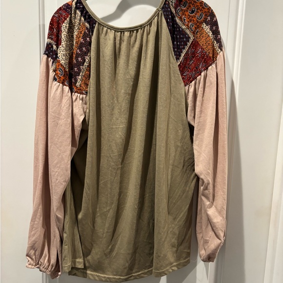 Easel Long Sleeve Color Block - Picture 2 of 4